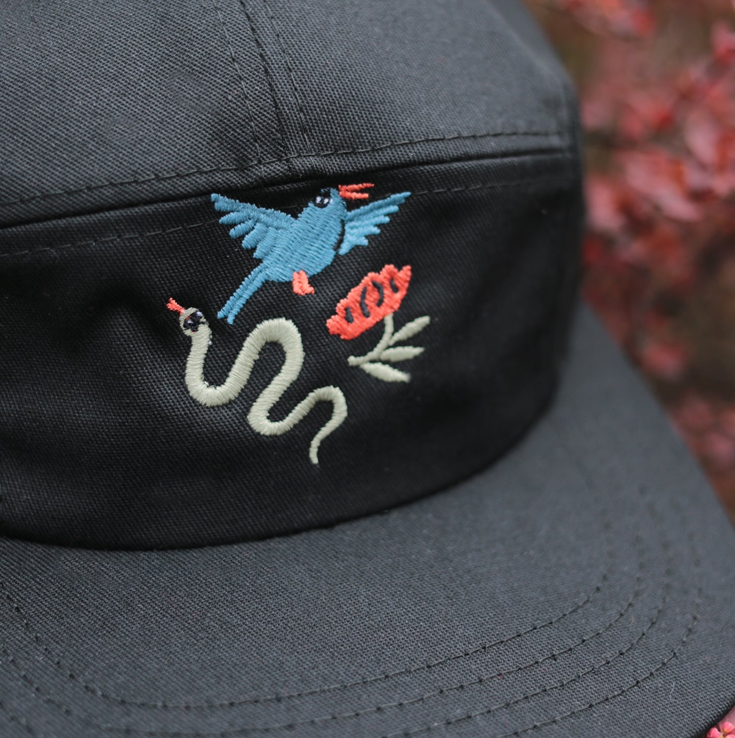 5 Panel - Black - Wild Life Embroidery